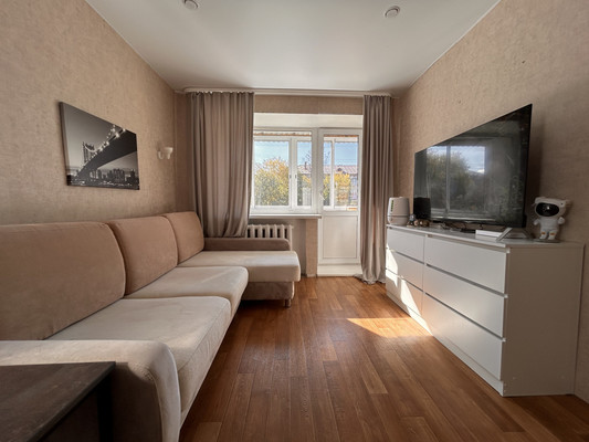 Продам однокомнатную (1-комн.) квартиру, Нефтяников ул, 13, Полазна пгт