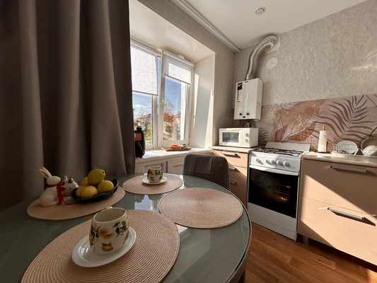 Продам однокомнатную (1-комн.) квартиру, Нефтяников ул, 13, Полазна пгт