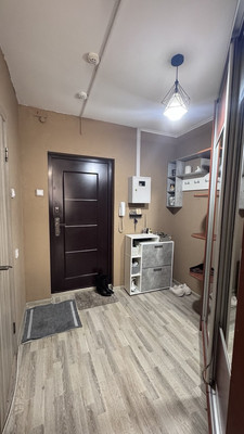 Продам однокомнатную (1-комн.) квартиру, Краснопольский пр-кт, 17А, Челябинск г