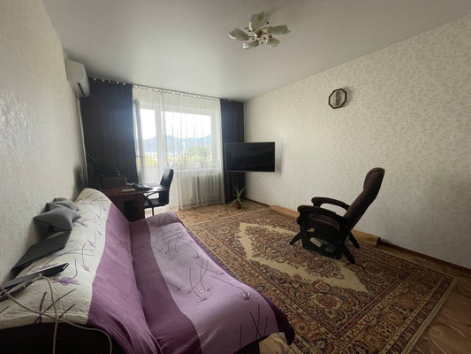 Продам двухкомнатную (2-комн.) квартиру, Видова ул, 171, Новороссийск г