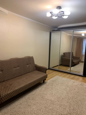 Продам однокомнатную (1-комн.) квартиру, Кирова ул, 136, Ялта г