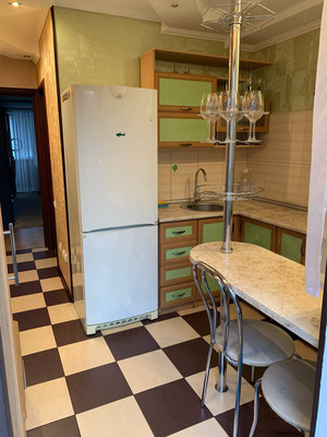 Продам однокомнатную (1-комн.) квартиру, Кирова ул, 136, Ялта г