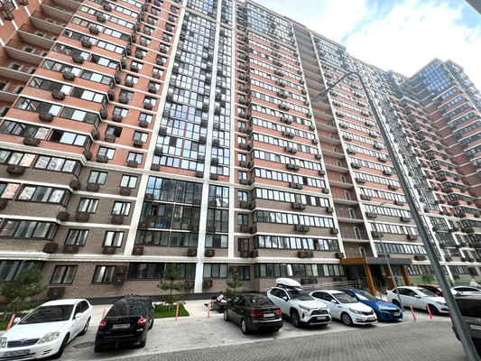 Продам однокомнатную (1-комн.) квартиру, Котанова ул, 2к1, Новороссийск г