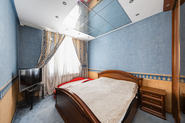 Продам двухкомнатную (2-комн.) квартиру, Маршала Новикова ул, 2к2, Москва г