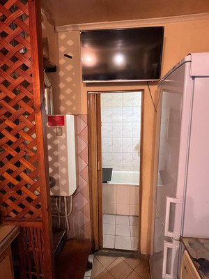 Продам однокомнатную (1-комн.) квартиру, Бетховена ул, 18, Симферополь г