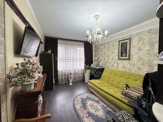 Продам трехкомнатную (3-комн.) квартиру, Советской Армии ул, 138, Армавир г