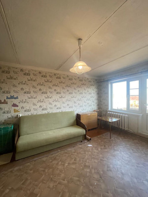 Продам однокомнатную (1-комн.) квартиру, Железнодорожная ул, 67, Мга гп