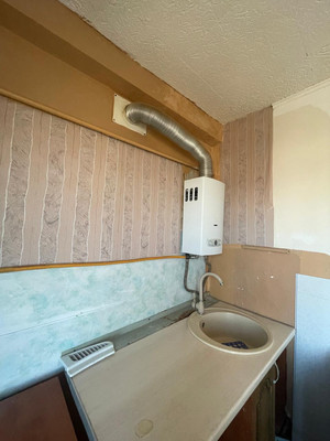 Продам однокомнатную (1-комн.) квартиру, Железнодорожная ул, 67, Мга гп