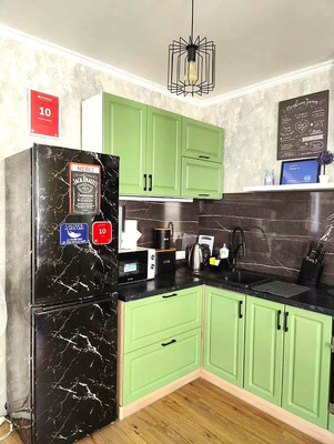 Продам однокомнатную (1-комн.) квартиру, Тихая ул, 16г, Калининград г