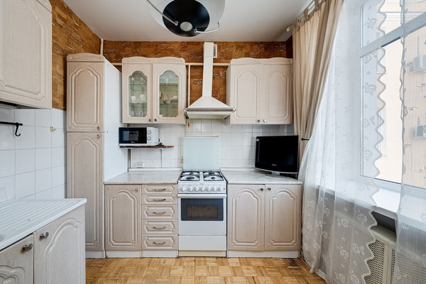 Продам двухкомнатную (2-комн.) квартиру, Маршала Новикова ул, 2к2, Москва г