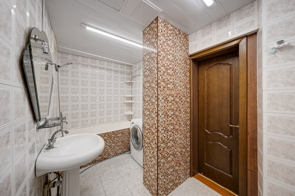 Продам двухкомнатную (2-комн.) квартиру, Маршала Новикова ул, 2к2, Москва г