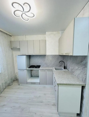 Продам однокомнатную (1-комн.) квартиру, Ковыльная ул, 68, Симферополь г