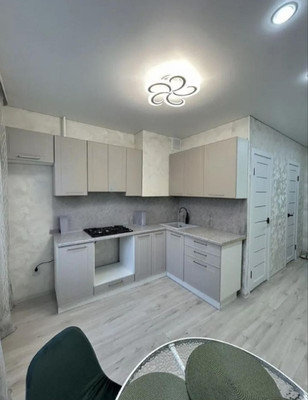 Продам однокомнатную (1-комн.) квартиру, Ковыльная ул, 68, Симферополь г