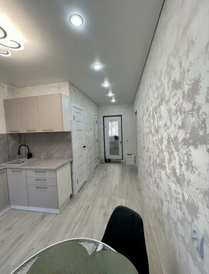 Продам однокомнатную (1-комн.) квартиру, Ковыльная ул, 68, Симферополь г