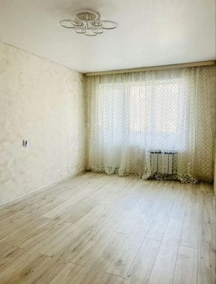 Продам однокомнатную (1-комн.) квартиру, Ковыльная ул, 68, Симферополь г