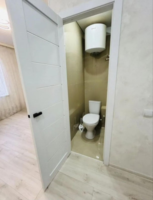 Продам однокомнатную (1-комн.) квартиру, Ковыльная ул, 68, Симферополь г