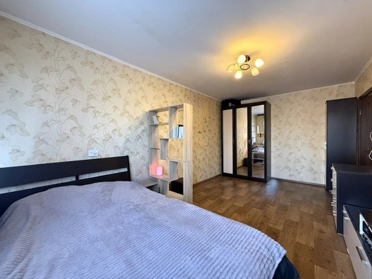 Продам однокомнатную (1-комн.) квартиру, Гражданский пр-кт, 122Ак4, Санкт-Петербург г