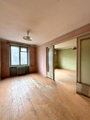 Продам двухкомнатную (2-комн.) квартиру, Молодежная ул, 8, Кузьмоловский гп