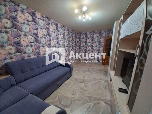 Продам двухкомнатную (2-комн.) квартиру, 2-я Петрозаводская ул, 1А, Иваново г