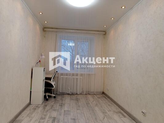 Продам двухкомнатную (2-комн.) квартиру, 2-я Петрозаводская ул, 1А, Иваново г