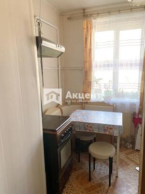 Продам двухкомнатную (2-комн.) квартиру, Победы ул, 4, Иваново г