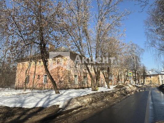 Продам двухкомнатную (2-комн.) квартиру, Победы ул, 4, Иваново г