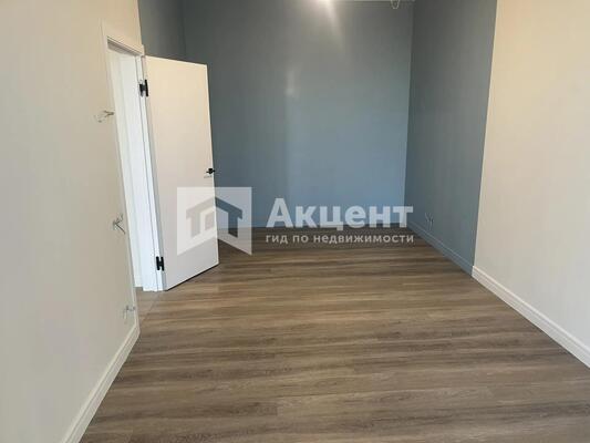 Продам трехкомнатную (3-комн.) квартиру, 2-я Лежневская ул, 18, Иваново г