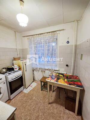 Продам двухкомнатную (2-комн.) квартиру, Стрелковая ул, 2, Иваново г