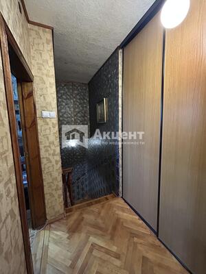 Продам трехкомнатную (3-комн.) квартиру, 2-й Зарядьевский пер, 2/10, Иваново г