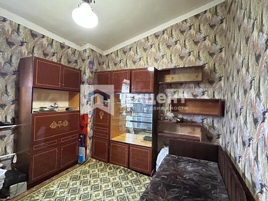 Продам трехкомнатную (3-комн.) квартиру, 2-й Зарядьевский пер, 2/10, Иваново г