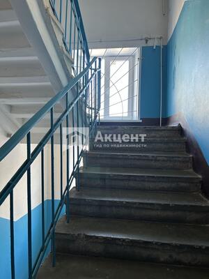 Продам трехкомнатную (3-комн.) квартиру, 2-й Зарядьевский пер, 2/10, Иваново г