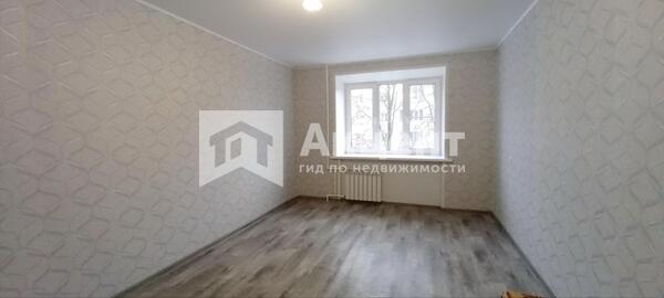 Продам комнату в 4-комн. квартире, Мира ул, 38, Кохма г