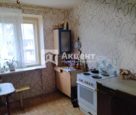 Продам комнату в 4-комн. квартире, Мира ул, 38, Кохма г