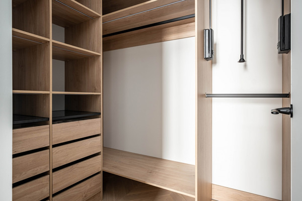 Продам двухкомнатную (2-комн.) квартиру, Кутузовский пр-кт, 4к2, Москва г