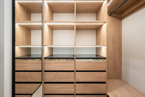 Продам двухкомнатную (2-комн.) квартиру, Кутузовский пр-кт, 4к2, Москва г