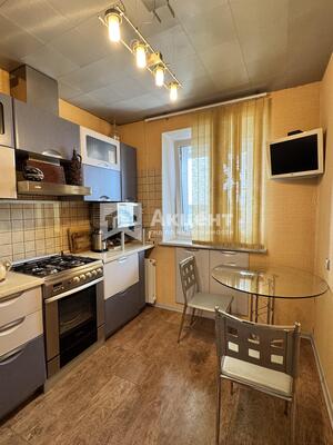 Продам трехкомнатную (3-комн.) квартиру, Пучежская ул, 51, Иваново г