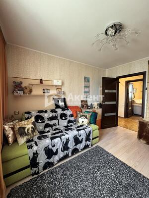 Продам трехкомнатную (3-комн.) квартиру, Пучежская ул, 51, Иваново г