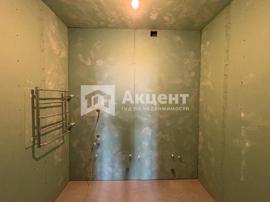 Продам трехкомнатную (3-комн.) квартиру, Павленко ул, 30, Иваново г