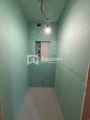 Продам трехкомнатную (3-комн.) квартиру, Павленко ул, 30, Иваново г