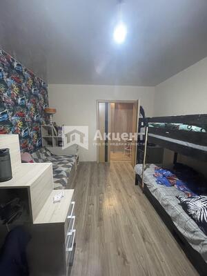 Продам многокомнатную квартиру, 10 Августа ул, 58, Иваново г