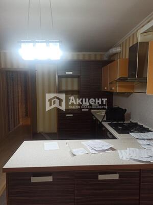 Продам трехкомнатную (3-комн.) квартиру, Педагогический пер, 4, Иваново г