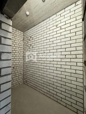 Продам трехкомнатную (3-комн.) квартиру, Красных Зорь ул, 8, Иваново г