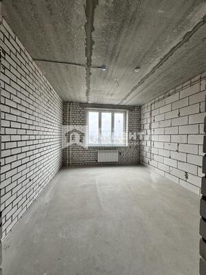 Продам трехкомнатную (3-комн.) квартиру, Красных Зорь ул, 8, Иваново г