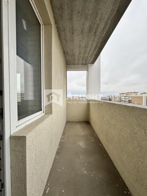 Продам трехкомнатную (3-комн.) квартиру, Красных Зорь ул, 8, Иваново г