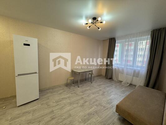 Продам двухкомнатную (2-комн.) квартиру, Самоцветы мкр, 2, Иваново г