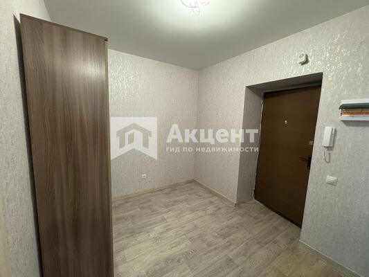 Продам двухкомнатную (2-комн.) квартиру, Самоцветы мкр, 2, Иваново г