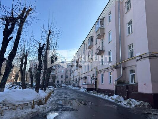 Продам трехкомнатную (3-комн.) квартиру, Каравайковой ул, 141, Иваново г