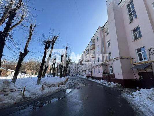 Продам трехкомнатную (3-комн.) квартиру, Каравайковой ул, 141, Иваново г