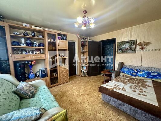 Продам трехкомнатную (3-комн.) квартиру, 3-я Яковлевская ул, 11, Ново-Талицы с