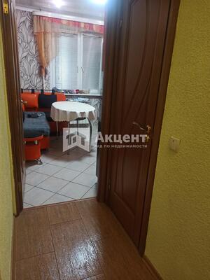 Продам двухкомнатную (2-комн.) квартиру, 3-я Полетная ул, 3, Иваново г